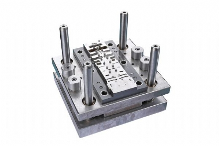 Hidrolik Pres Ve Plastık Enjeksiyon Kalıpları